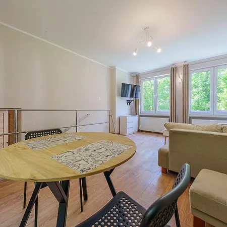 47 Z Parkingiem Ii Apartment